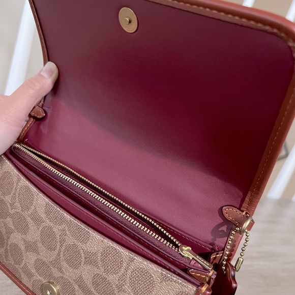 ❌SOLD❌Coach Brown Signature Canvas Bag - Picture 8 of 14